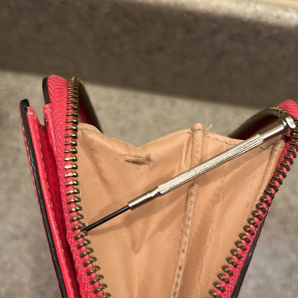 ❤️FINAL PRICE Kate Spade Layton Wellesley Neon Pink Leather Wristlet WLRU1779 - Picture 10 of 14